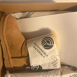 UGG Chestnut Kids Bailey Bow (Toddler) Ribbon Detail